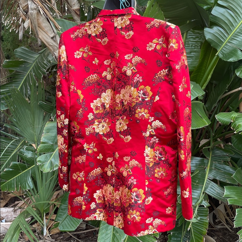 Red brocade silk blend jacket by Flores and Flores - Picture 3 of 8